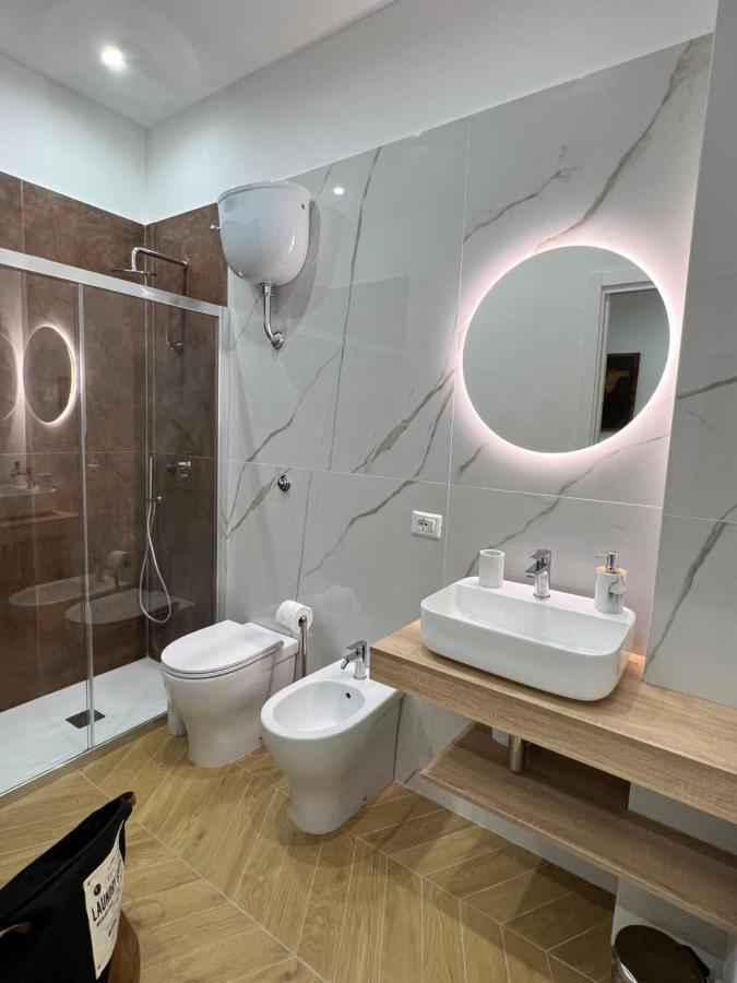 Gennarino Apartments - Panorama Suite With Balcony And Urban Loft Napoli Esterno foto