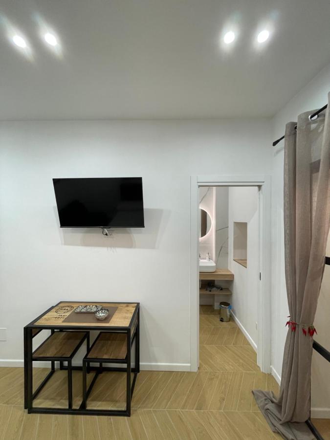 Gennarino Apartments - Panorama Suite With Balcony And Urban Loft Napoli Esterno foto