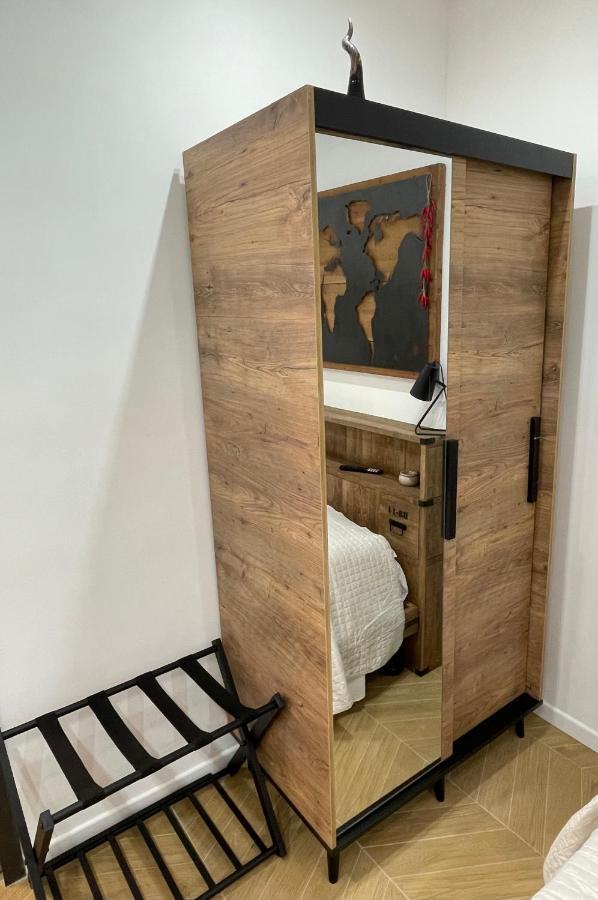 Gennarino Apartments - Panorama Suite With Balcony And Urban Loft Napoli Esterno foto
