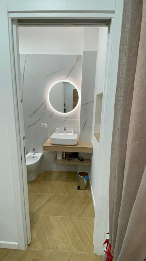 Gennarino Apartments - Panorama Suite With Balcony And Urban Loft Napoli Esterno foto