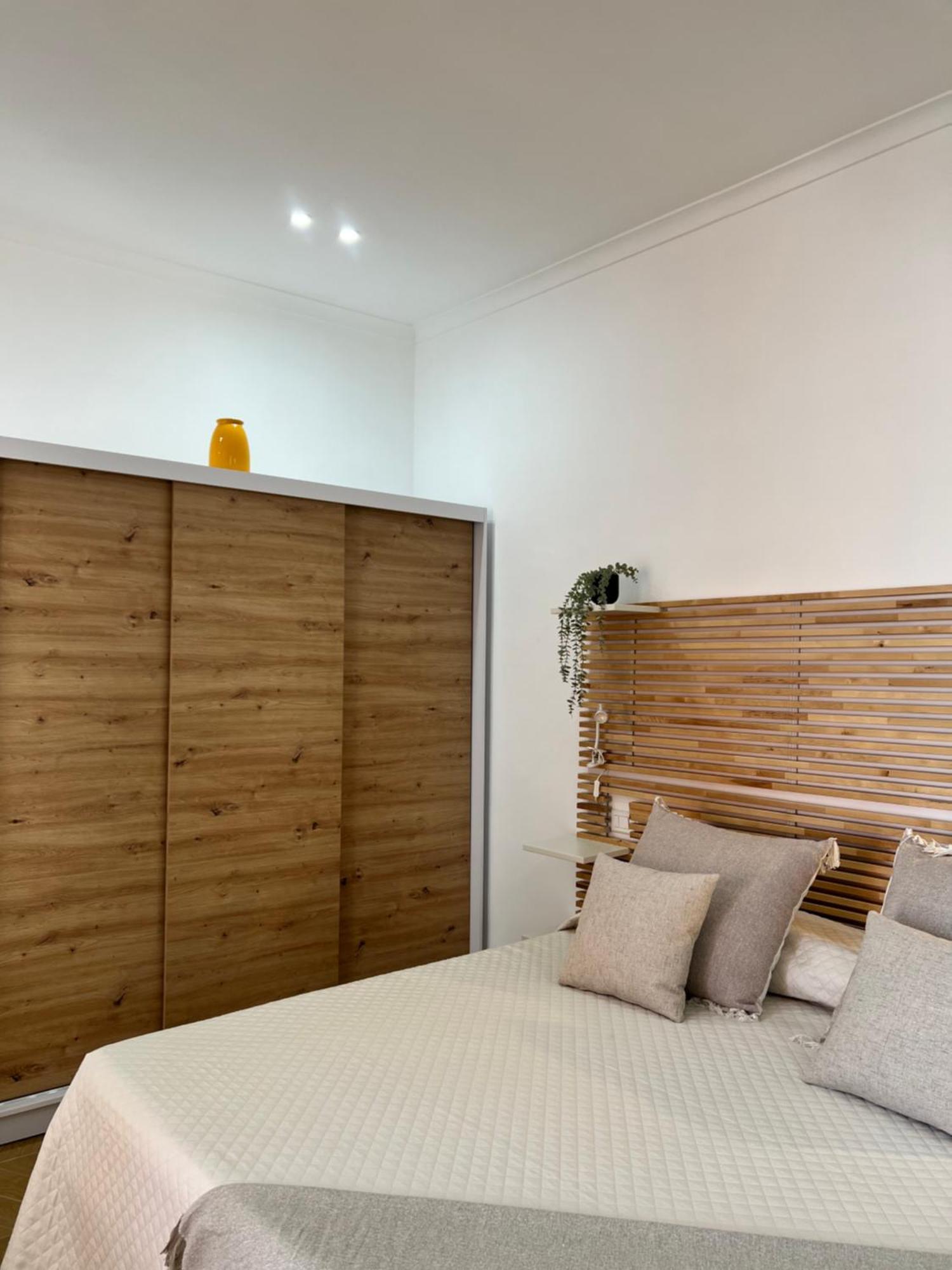 Gennarino Apartments - Panorama Suite With Balcony And Urban Loft Napoli Esterno foto