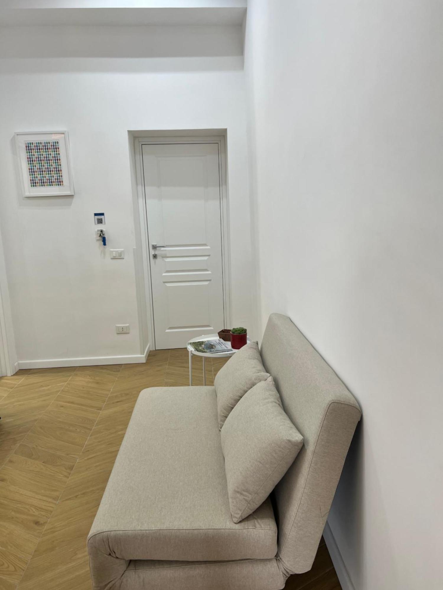 Gennarino Apartments - Panorama Suite With Balcony And Urban Loft Napoli Esterno foto