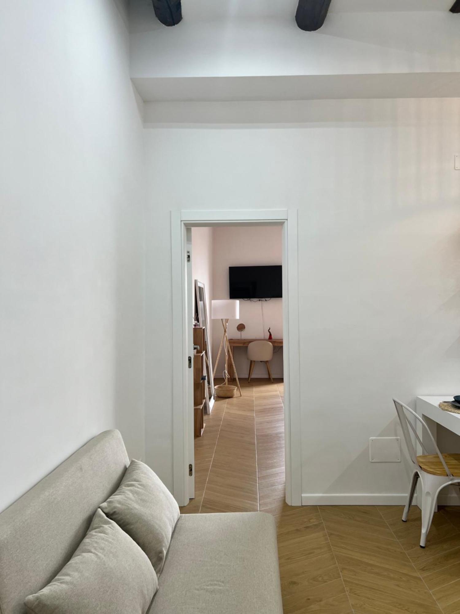 Gennarino Apartments - Panorama Suite With Balcony And Urban Loft Napoli Esterno foto