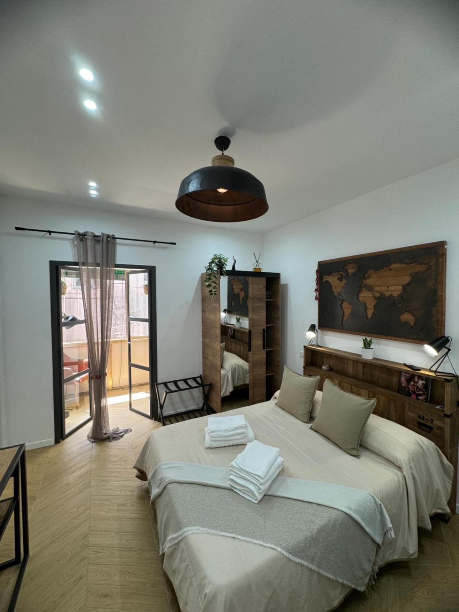 Gennarino Apartments - Panorama Suite With Balcony And Urban Loft Napoli Esterno foto