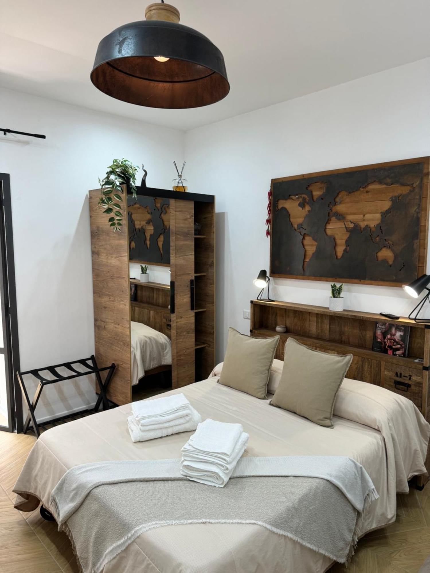 Gennarino Apartments - Panorama Suite With Balcony And Urban Loft Napoli Esterno foto